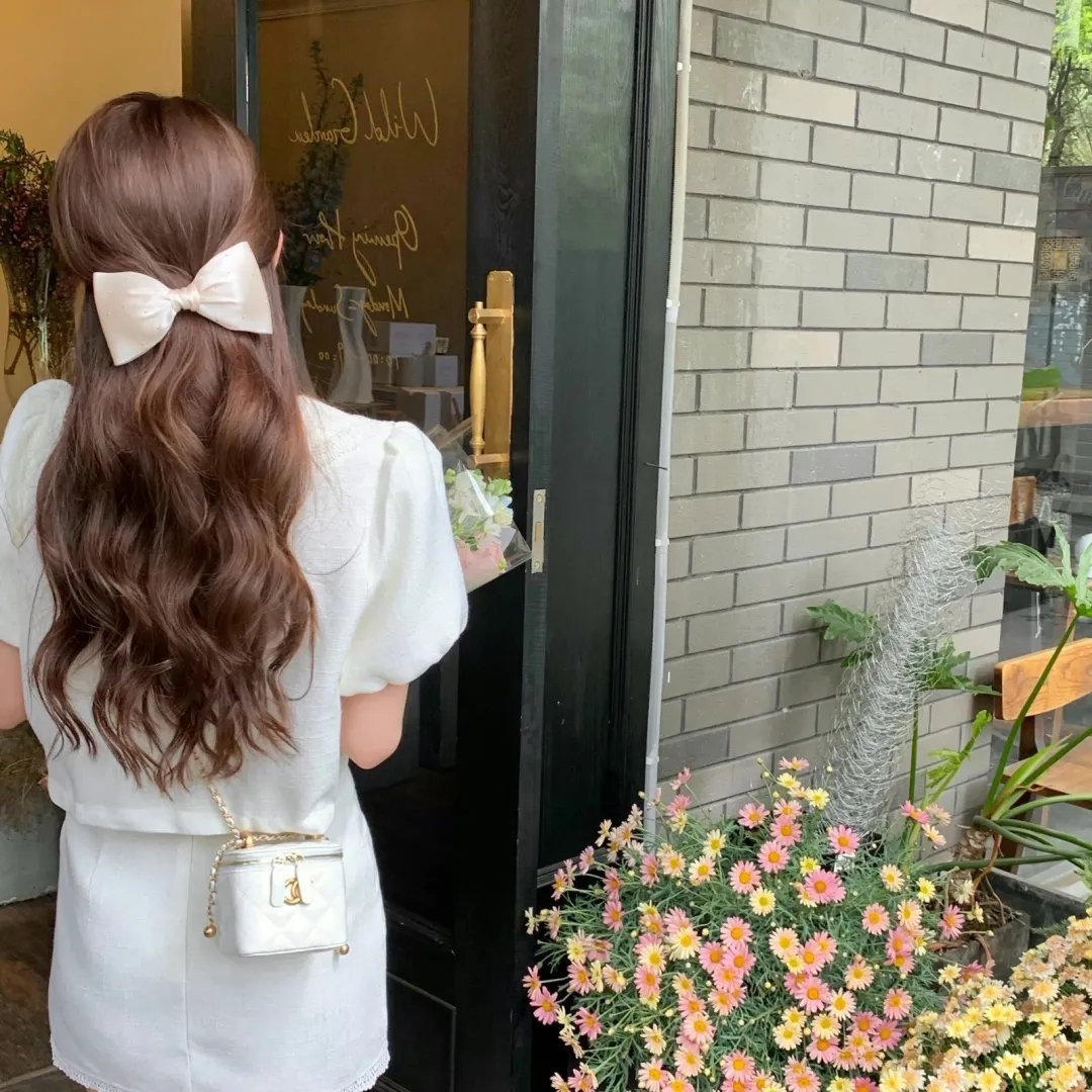 四月的女儿